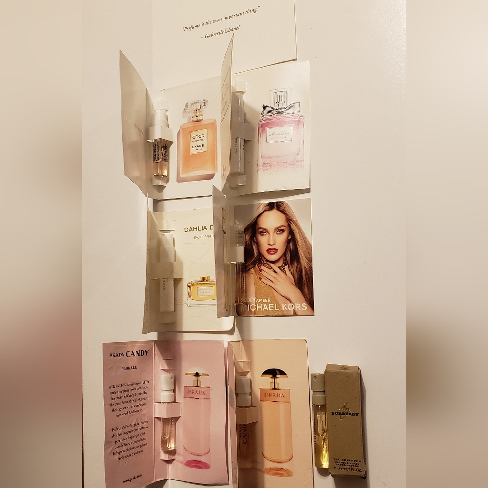 🆕️ 7pc Fragrance Sampler Parfum & Toilette - Picture 2 of 3